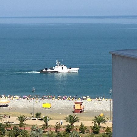 Apartments In Batumi With Sea View Zewnętrze zdjęcie